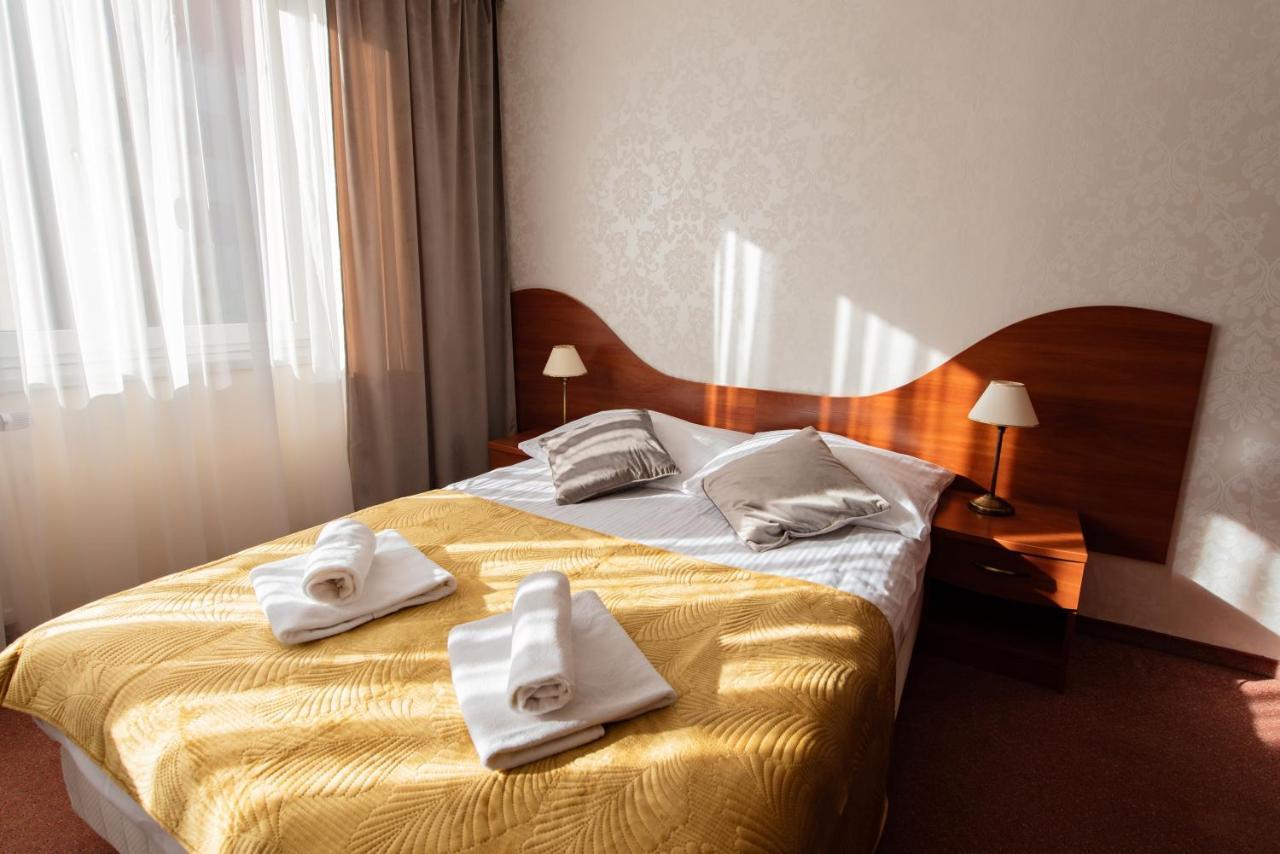 Hotel Grand Felix Kraków Exteriör bild